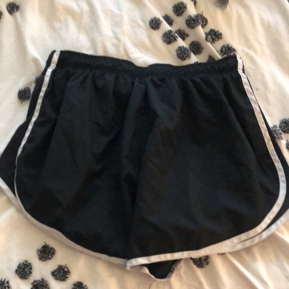Black Nike Running Shorts. Size XL - Picture 4 of 4